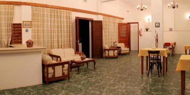 الشقق الفندقية إيوس خورافي  Violetta المظهر الخارجي الصورة
